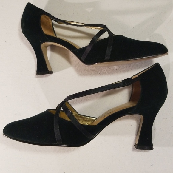 dark green velvet heels